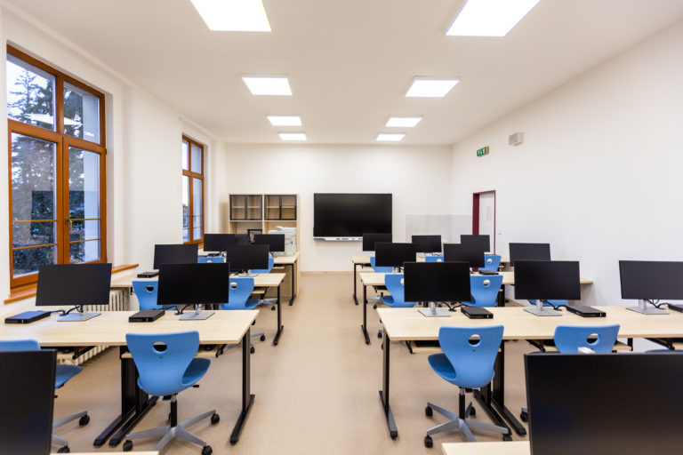 Polytechnická laboratoř na Gymnáziu Joachima Barranda